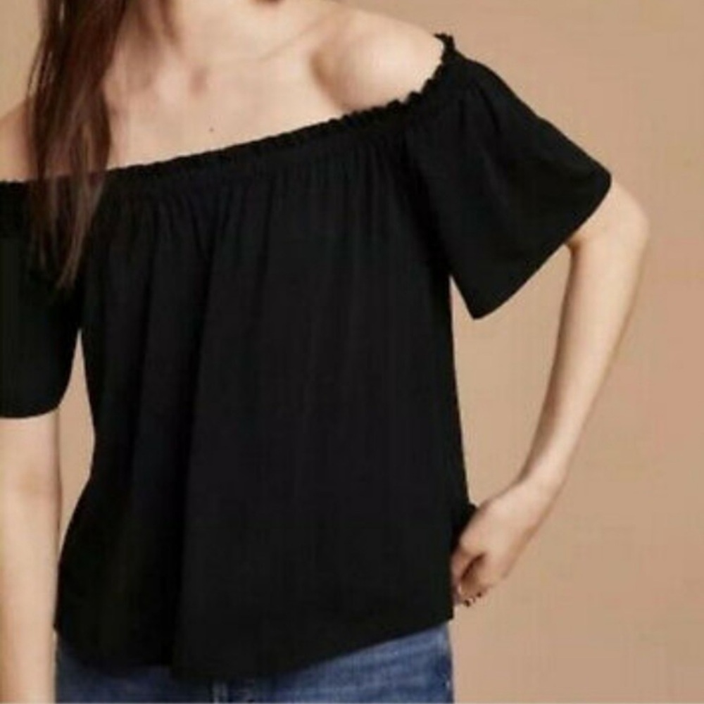 Aritzia | WILFRED SARTRE Black Off Shoulder T-SHIRT
